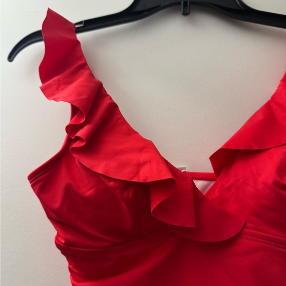 Cupshe Vibrant Red Ruffled Women’s One Piece - Picture 3 of 7